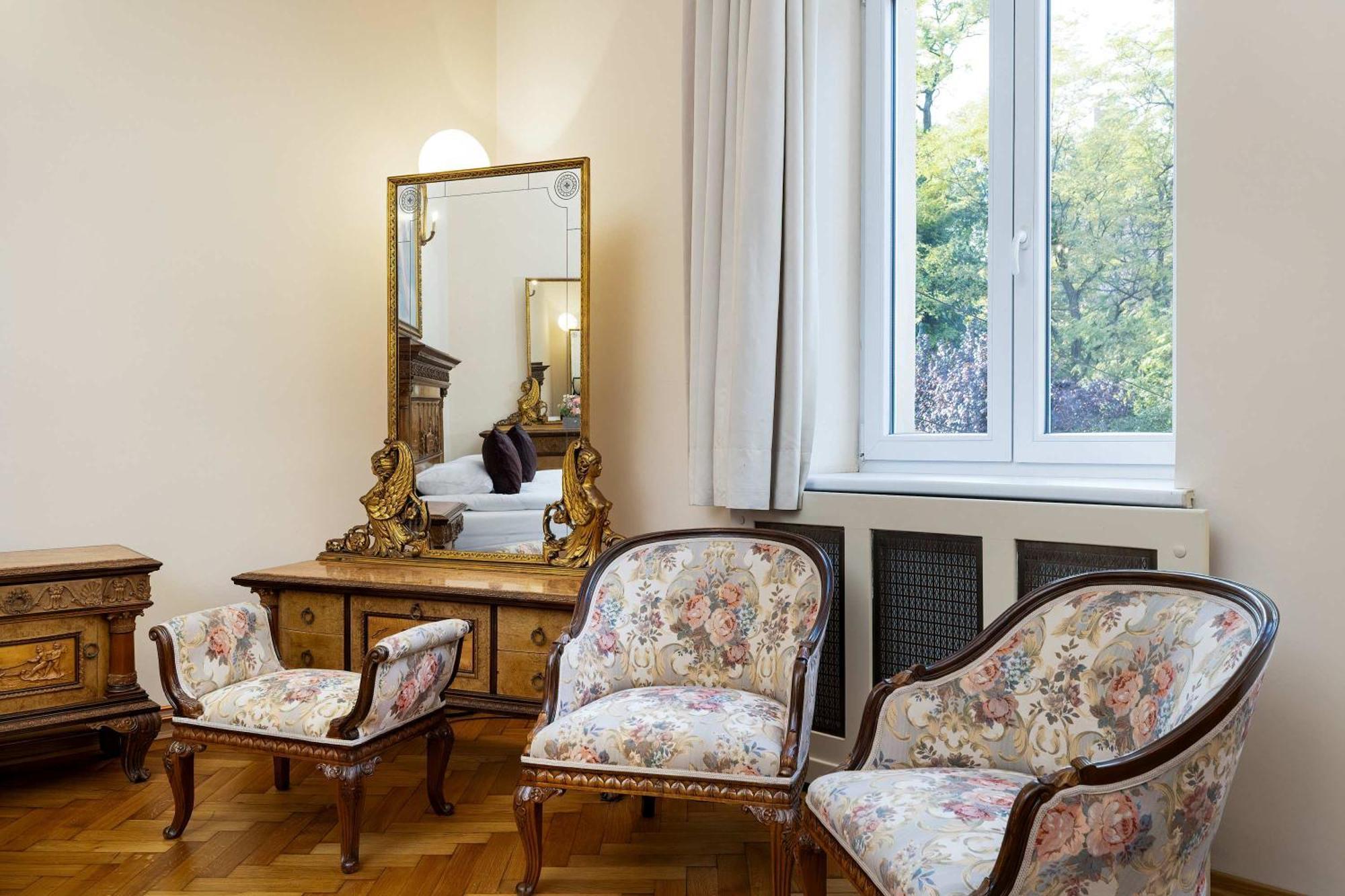 Apartament Efektowny I Przestronny W Centrum Krakowa Blisko Rynku I Parku By Renters Kraków